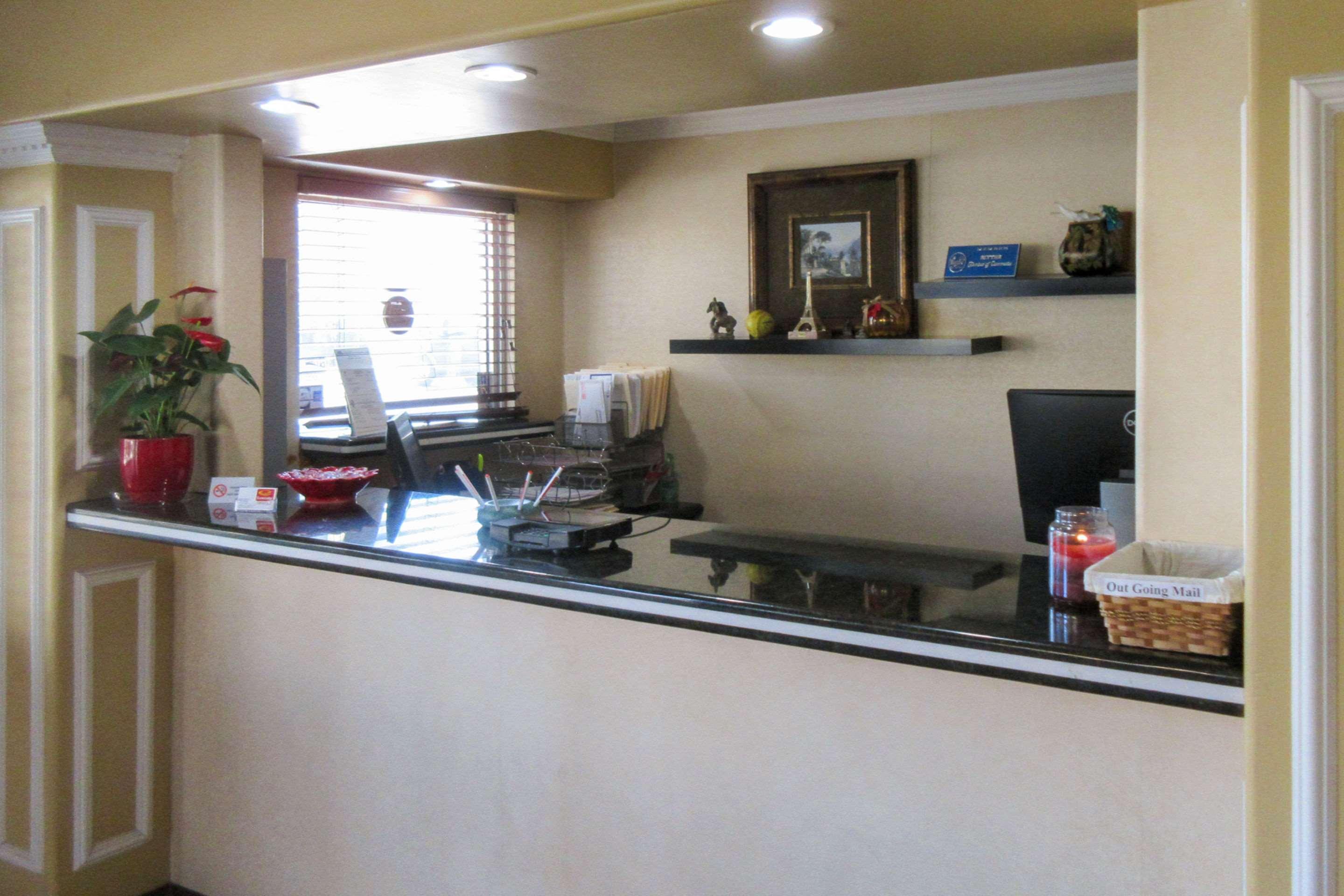 Hotel Econo